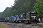 NS 8833 leads train 352 with four ex-GT GP9R's for the CLNA